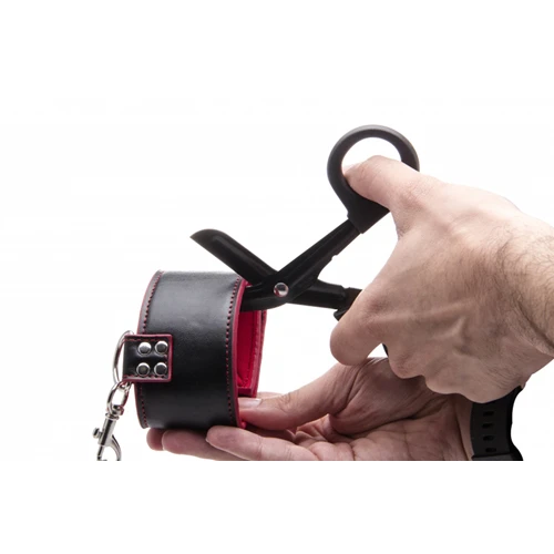 Ouch! Bondage Safety Scissor - Black 3 Ouch! Bondage Safety Scissor - Black - Afbeelding 3