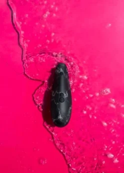 Womanizer X Marilyn MonroeTM Special Edition - Black Marbl 15 Womanizer X Marilyn MonroeTM Special Edition - Black Marbl -Seksspeeltjeswinkel wz222sgz 6